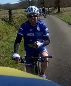 thierry sur la route.JPG 2