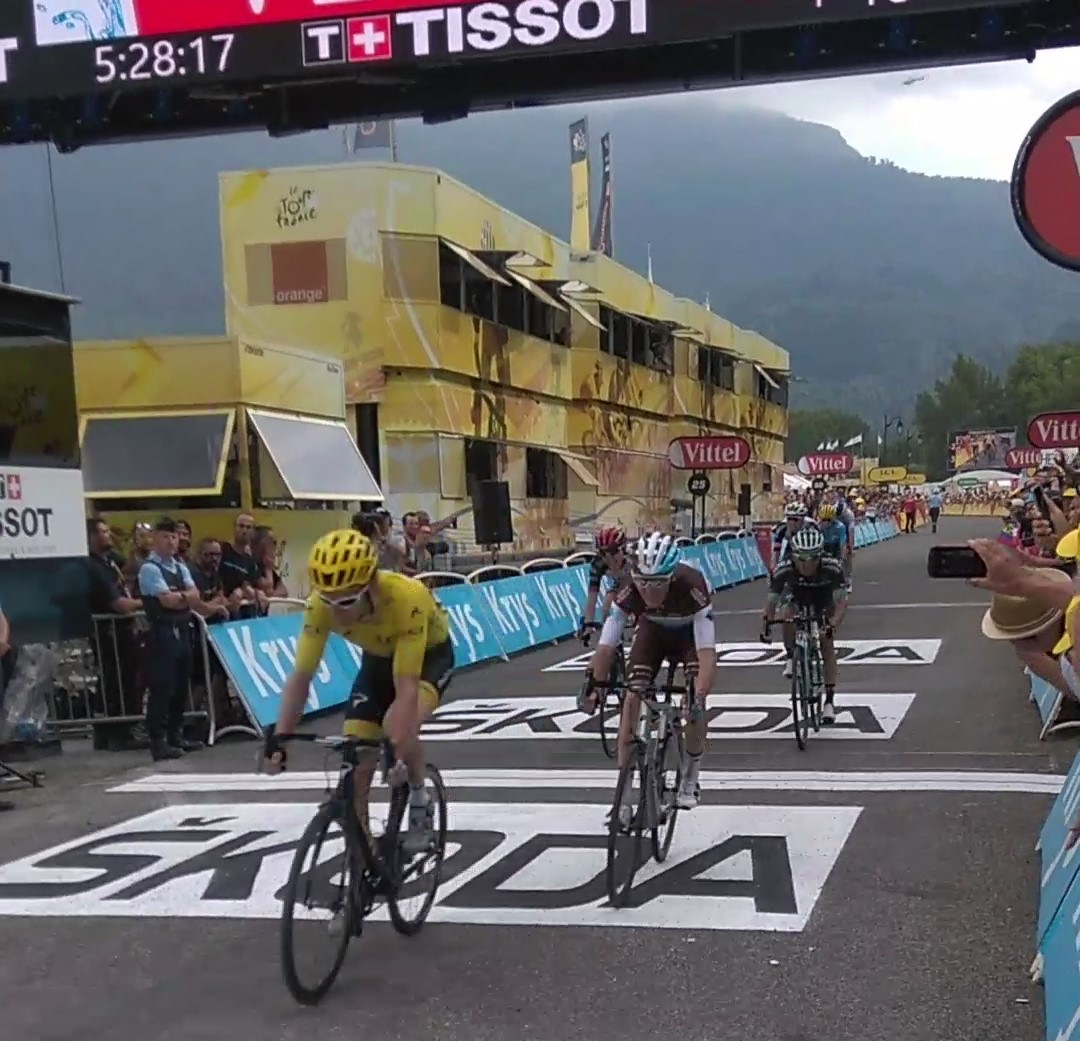 arrivée de thomas et bardet a laruns